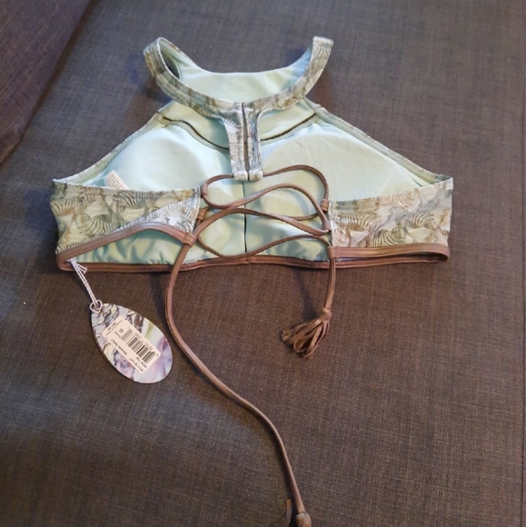 Prana top Medium bottom Small - Picture 2 of 3